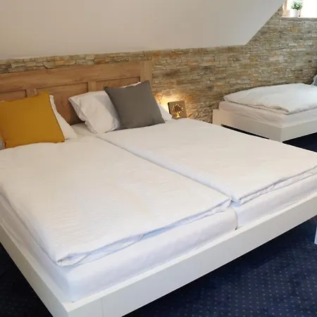 Tatil Evi U Kouzelne Lipy